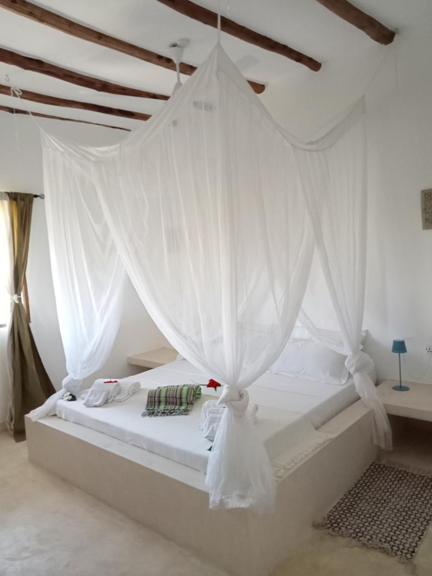와타무 Shira House B&B 외부 사진