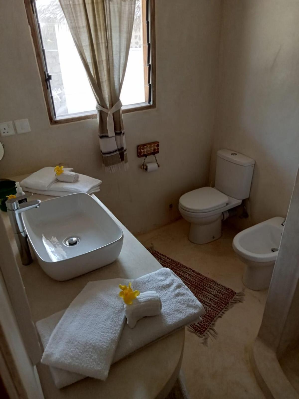 와타무 Shira House B&B 외부 사진