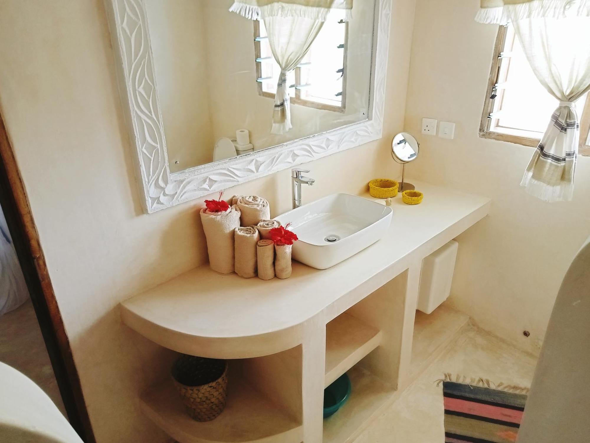 와타무 Shira House B&B 외부 사진